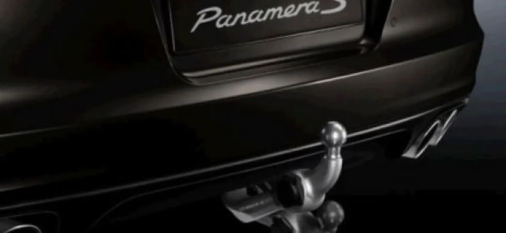 Porsche Panamera: non manca il gancio traino