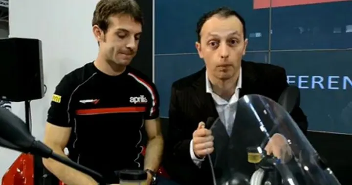 Sylvain Guintoli e Eugene Laverty: la video intervista ai due piloti Aprilia