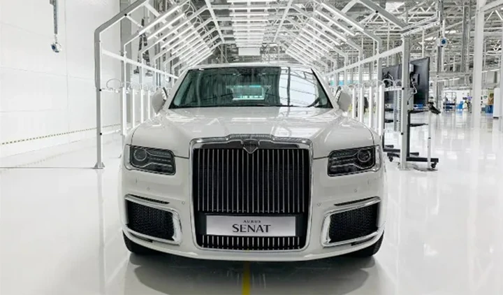 Aurus Senat: l'anti-Rolls russa entra in produzione
