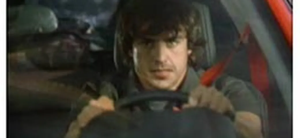 Fernando Alonso cavalca la 