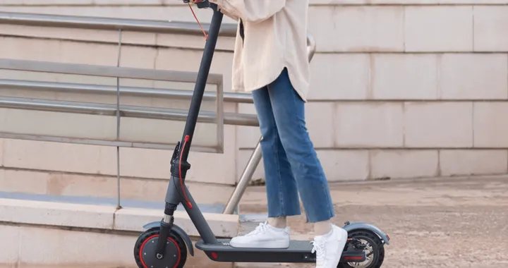 Monopattini elettrici, targa e assicurazione obbligatorie dal 16 maggio