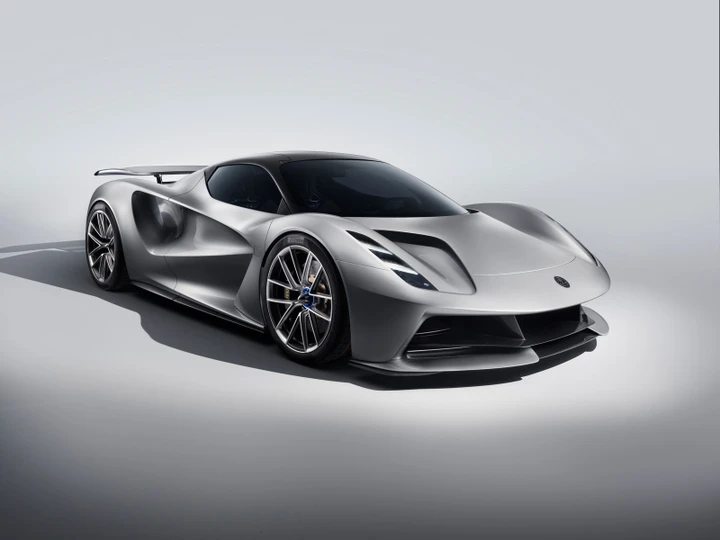 Lotus Evija: la prima hypercar elettrica inglese