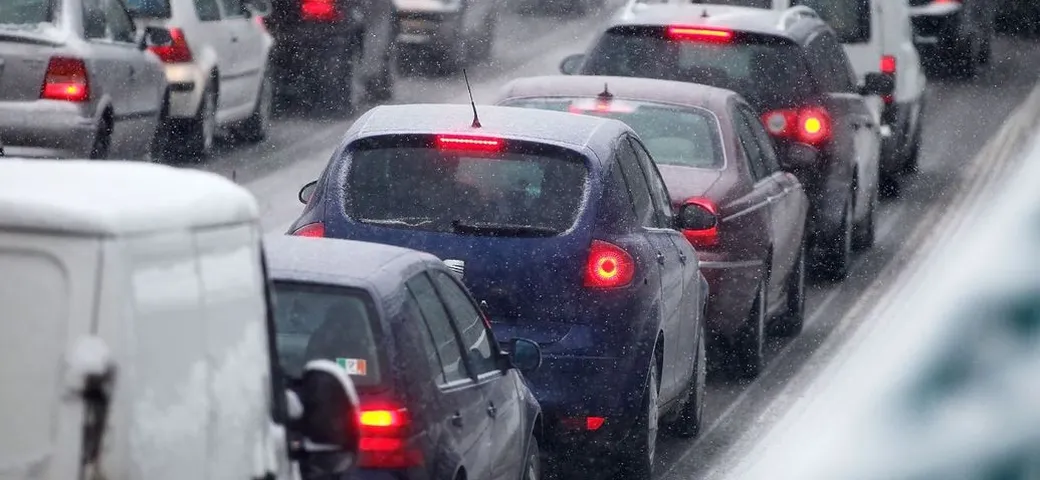 Stop alla circolazione delle auto a benzina: ecco dove