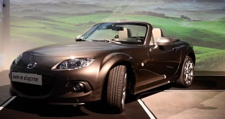 Mazda Mx-5 Excite: prezzi, foto e informazioni