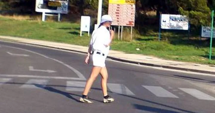 Foto del giorno: ti prego multami!