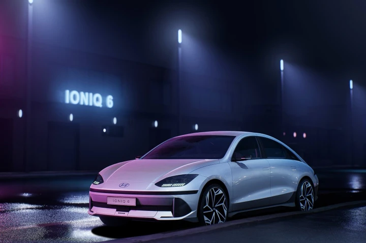 Hyundai Ioniq 6: la nuova berlina elettrica coreana