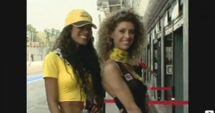 WSBK: le Umbrella Paddock Girls di Monza