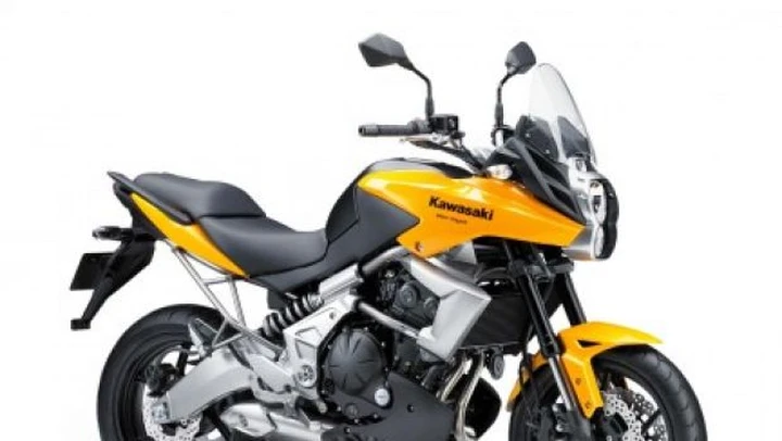 Kawasaki Versys 2010: dati e foto ufficiali