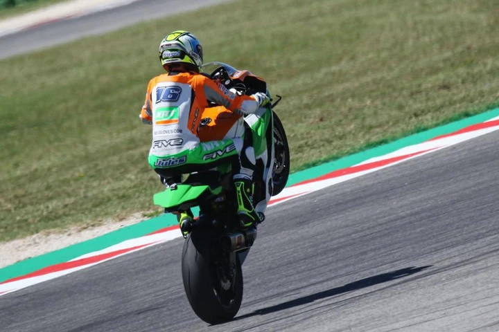  Supersport: Cluzel resta a piedi…