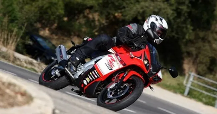 Novità 2013: Rieju RS3 125