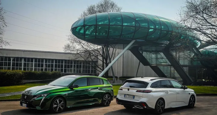 Nuova Peugeot 308, la prova delle versioni plug-in e diesel