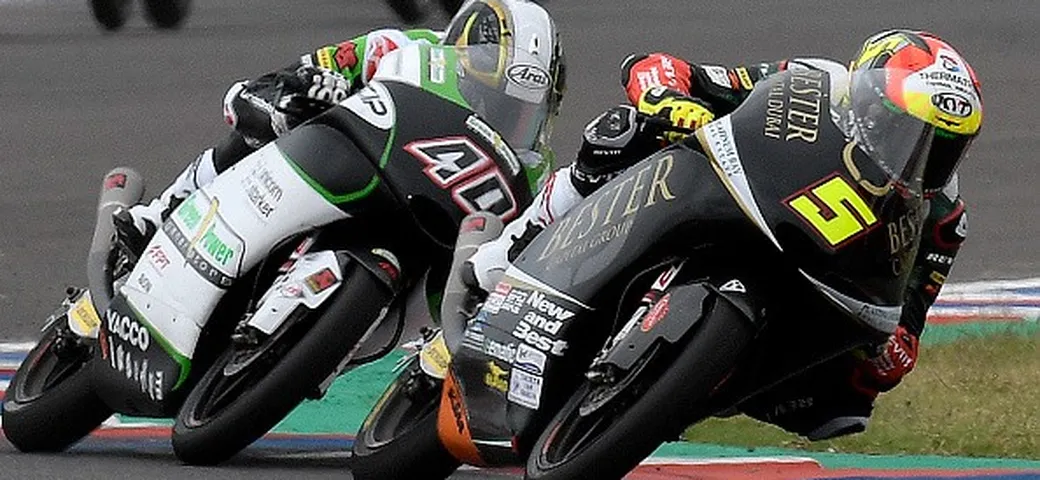 Moto3, “trenino” rovente. Prima vittoria di Masia, primo podio per Arbolino.