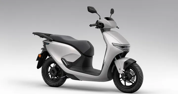 Honda a Eicma 2024: novità elettriche e aggiornamenti dei motori tradizionali