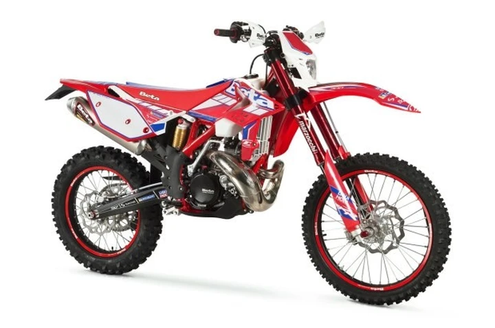 Beta presenta la serie speciale RR Enduro Racing MY 2015