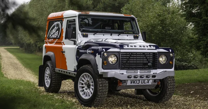 Jaguar Land Rover acquisisce Bowler