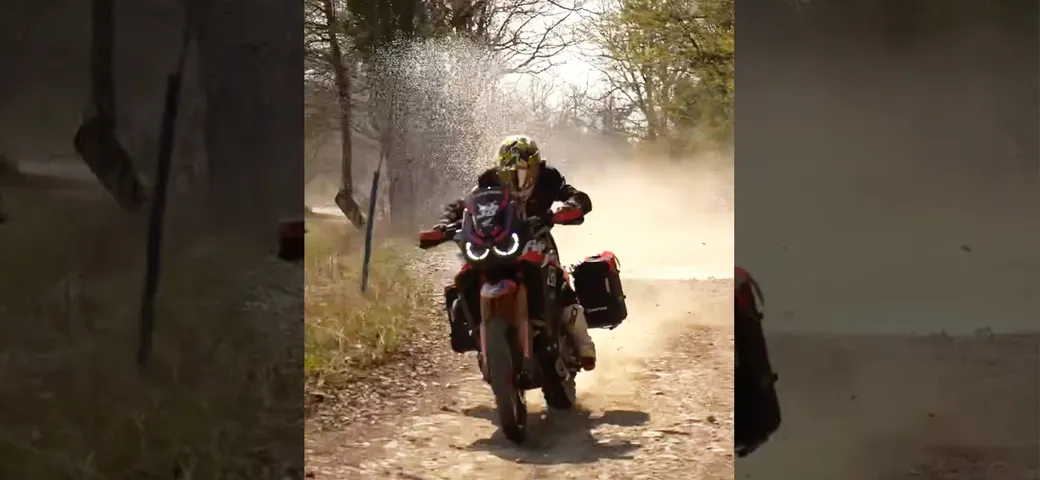 Enduro estremo con una Honda Africa Twin: Kirian Mirabet in azione (Video)
