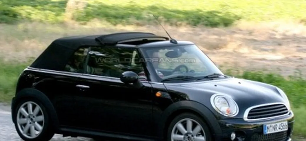 Il fascino della scoperta: Mini R56 Cabrio