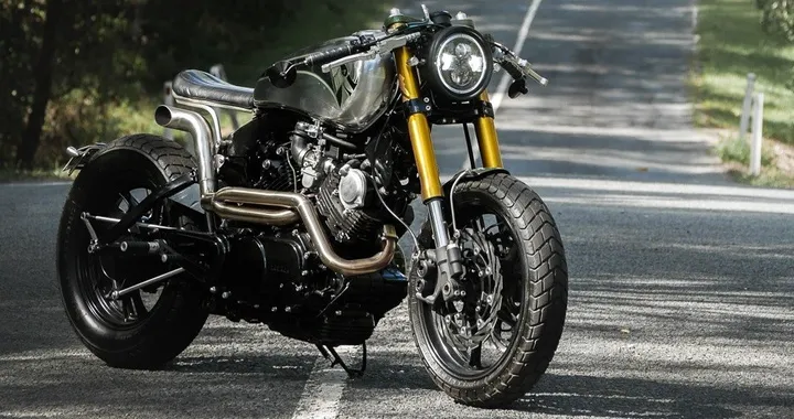 Yamaha XV750 by Purpose Built Moto