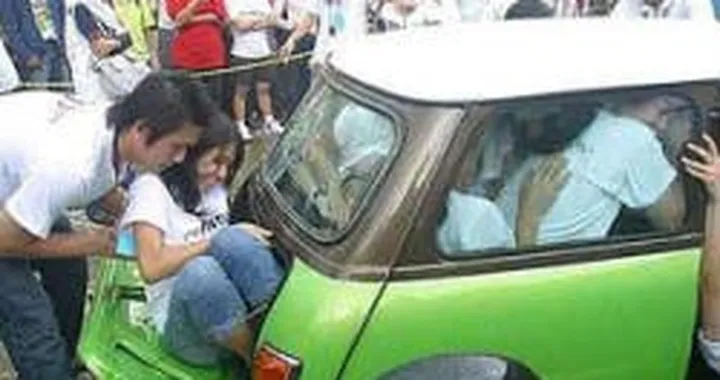 Record: 21 in una Mini..