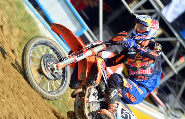 Motocross: con la vittoria in Bulgaria Pirelli entra nella storia
