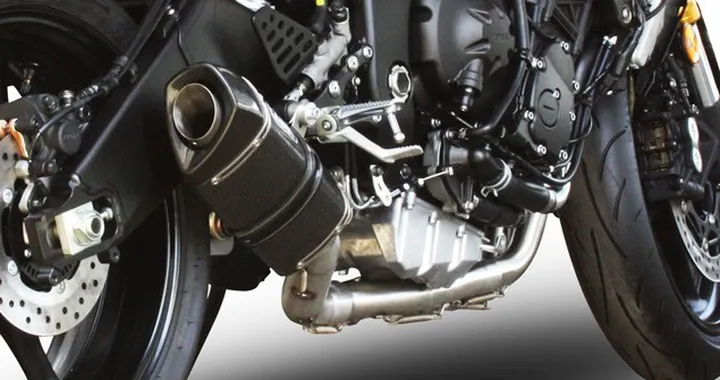 Exan: scarico completo per Yamaha R6