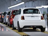 Fiat 500 Ibrida, primi esemplari in strada: le novità