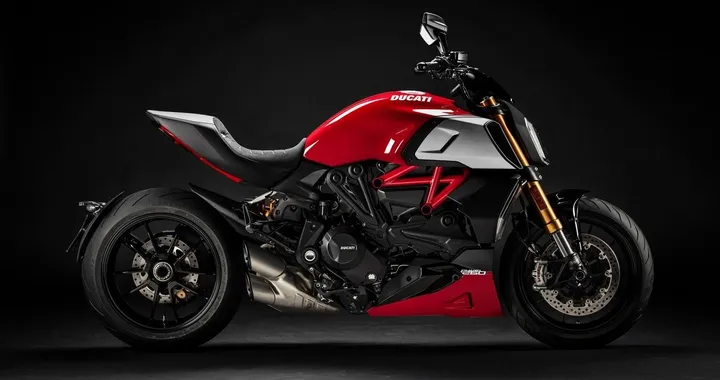 Ducati Diavel 1260 S premiato ai Good Design Award