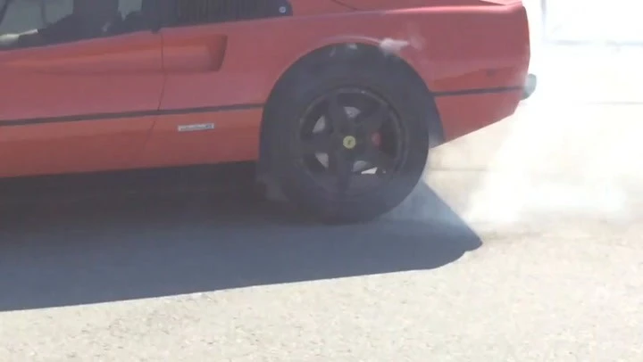Ferrari 308 GTE: la Ferrari elettrica con cambio Porsche