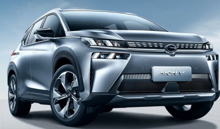 Gac Aion V: il SUV cinese con batterie al grafene si ricarica all’80% in appena 8 minuti