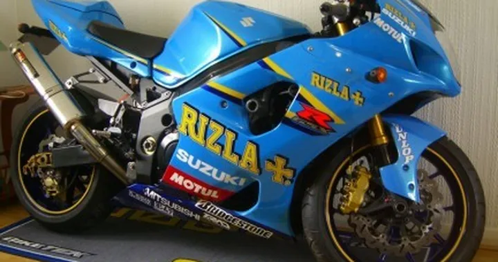 Special: Suzuki e Honda race-replica