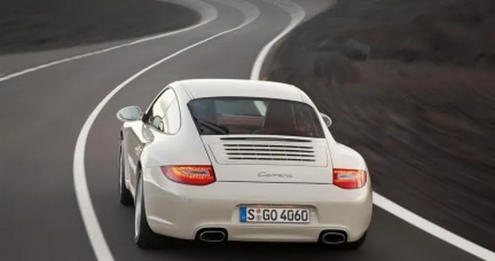 Porsche: adesso sono i consumi della 911 Carrera PDK a fare notizia