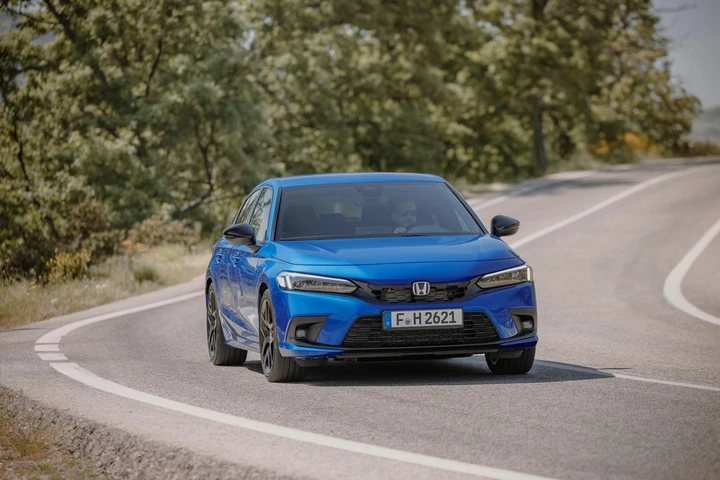 Honda Civic e:HEV: prime impressioni