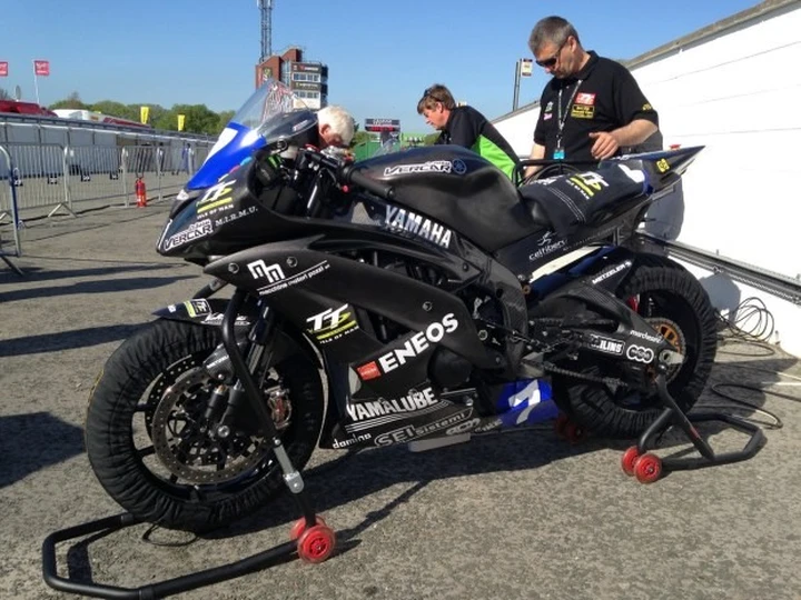 Vercarmoto ingaggia Mark Miller per il TT Zero 2014