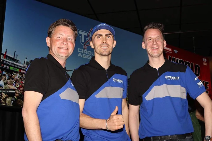 SBK 2019: Ten Kate torna con Yamaha e Baz