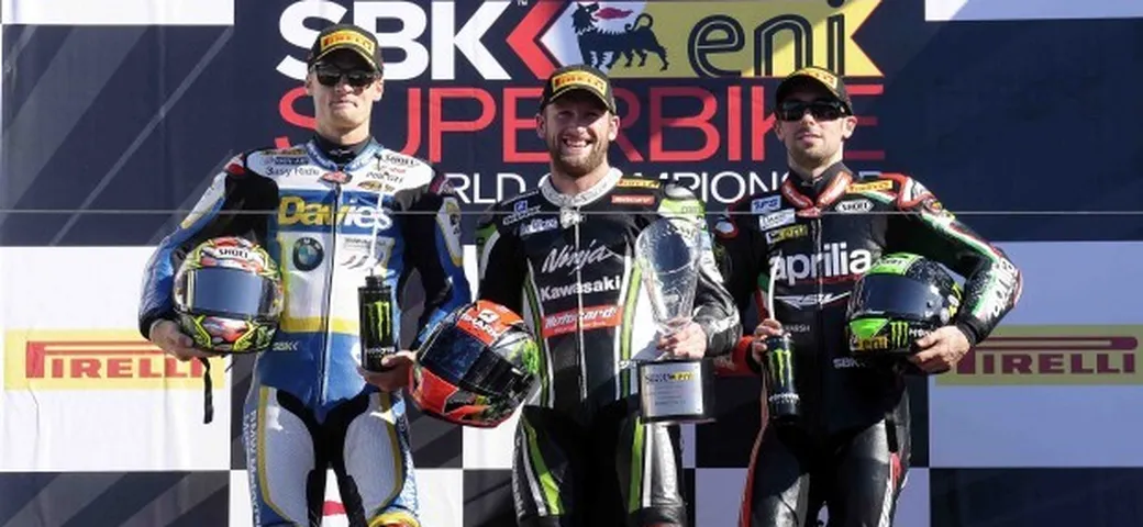 SBK, Laguna Seca: Tom Sykes vince gara 1 ed allunga in classifica