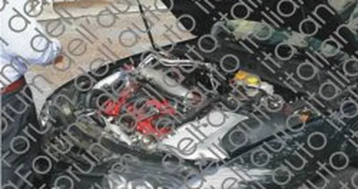Alfa 159 GTA - foto spia di un muletto