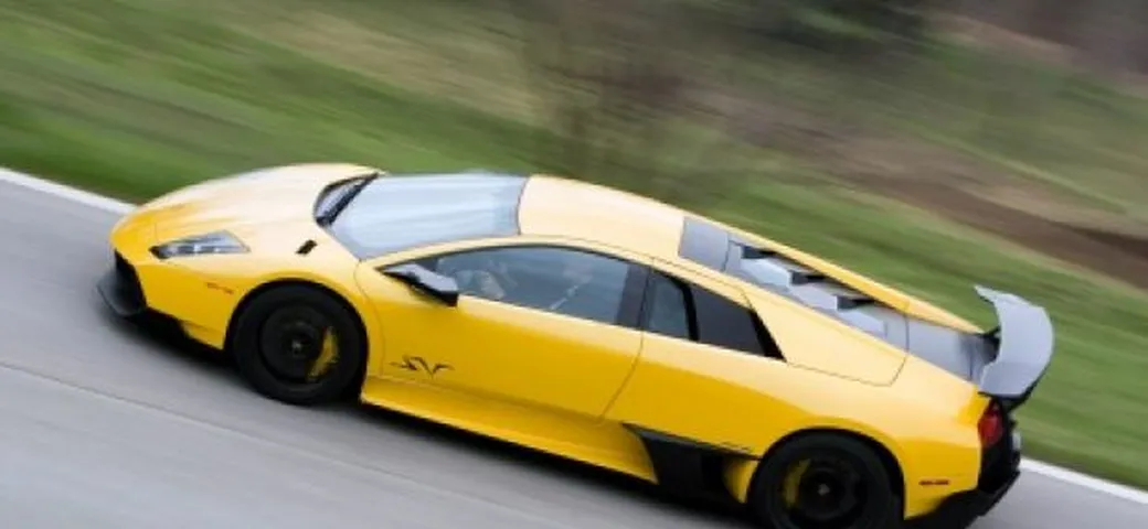 Lamborghini: vendite in calo del 30%. Nel 2011 il ritorno all'utile