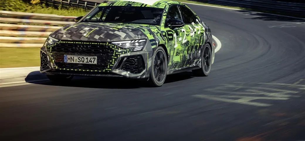 Audi RS3 2021 da record al Nurburgring in 7’40”748
