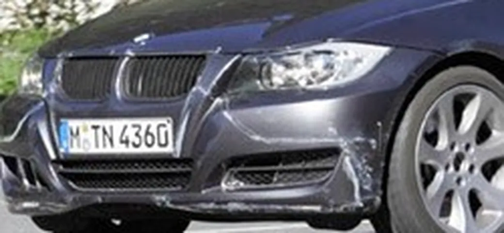 Foto-spia: BMW 335i 4 porte facelift