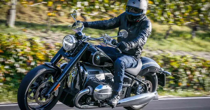 BMW R 18, la prova su strada della nuova cruiser bavarese