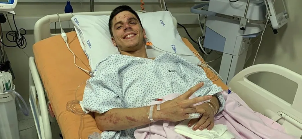 MotoGP: spavento per Joan Mir dopo un incidente a circa 300 km/h