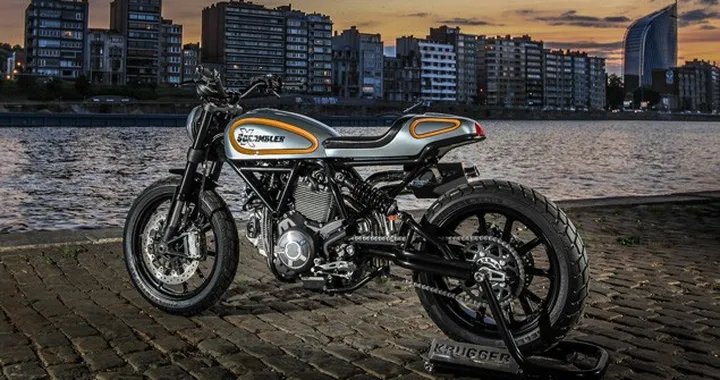 Ducati Scrambler a Wheels and Waves 2015