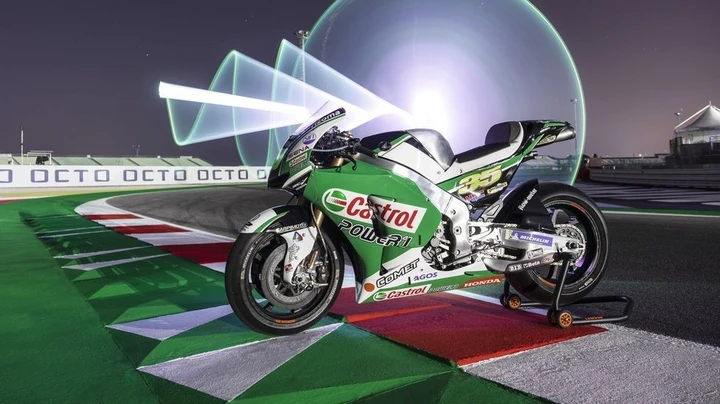 Coronavirus, la moto di Cal Crutchlow protagonista della raccolta fondi per Brescia