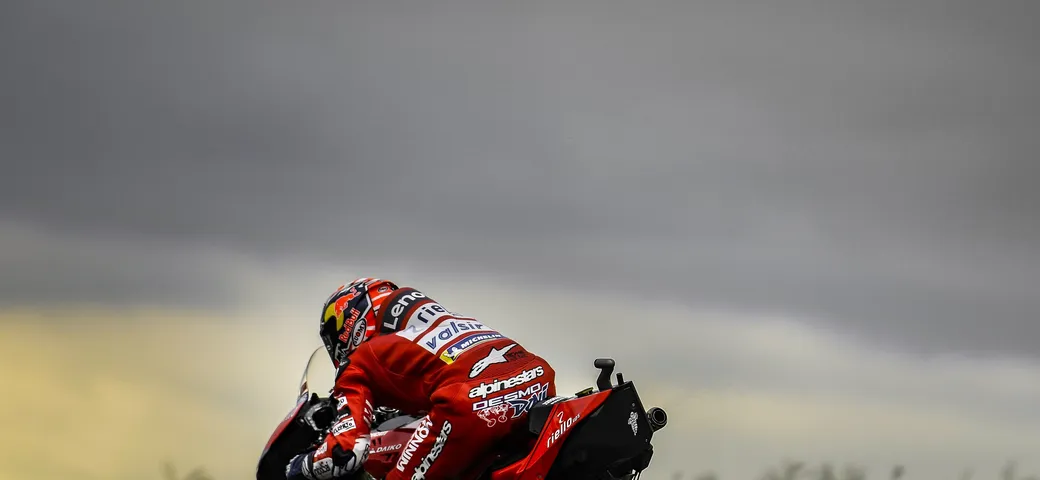 MotoGP Argentina, 21 piloti in un secondo! “Cucchiaio”, guerra continua