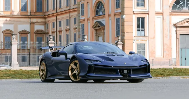 Ferrari SF90 XX Spider: rarità all'asta