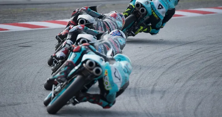 Moto3 fra emozioni e cadute: Migno, prima pole a un soffio dal record