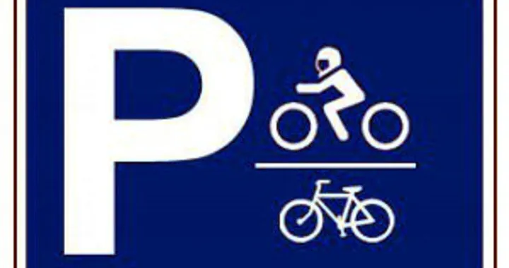 Moto e parcheggi: ancora pochi i Comuni biker-friendly