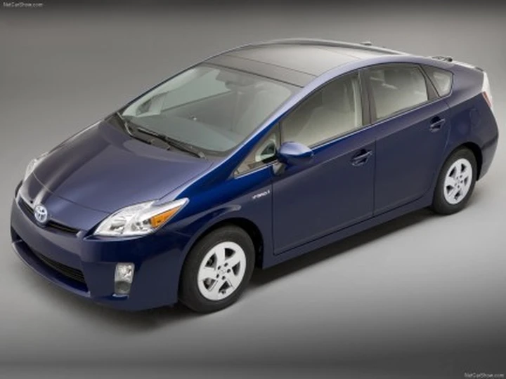 Toyota licenzia 1000 dipendenti full-time
