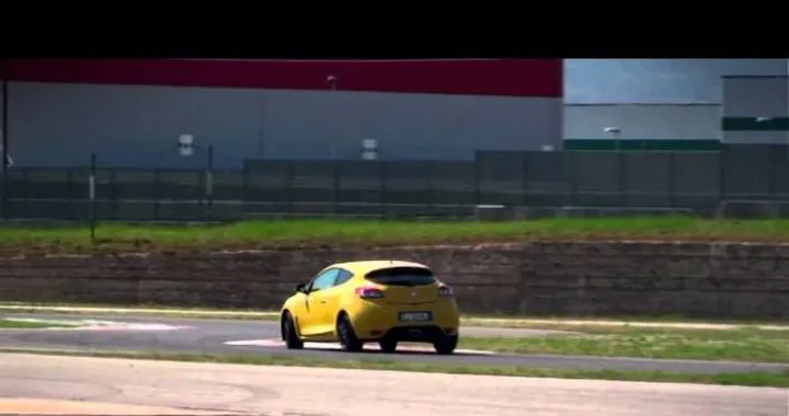 Renault Megane RS: il video test in pista e la prova al banco potenza