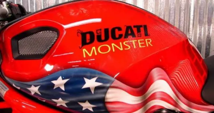 I 50 serbatoi aerografati più belli del mondo